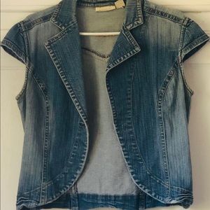 DKNY jean short sleeve jean jacket